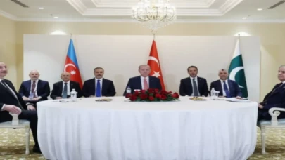 Astana’da üçlü toplantı