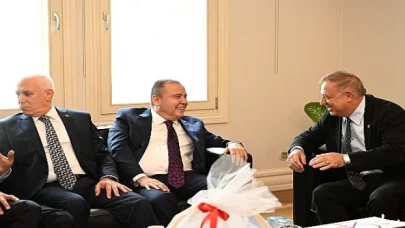 Başkan Böcek CHP’li Büyükşehir Belediye Başkanları toplantısında