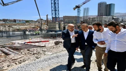 Başkan Sami Er konutlarını inceledi