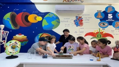 Bilgievi yaz okullarında eğitim devam ediyor