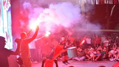 Bornova Belediyesi 3 noktaya dev ekran kuracak