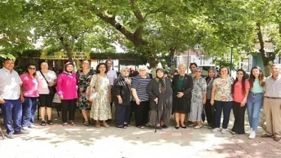 Burhaniye’de Kadınlar Buluşması Gerçekleşti