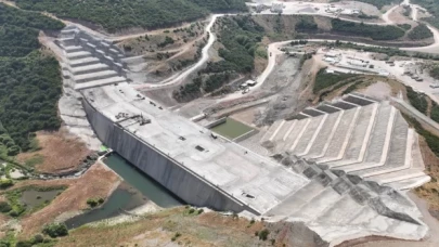 Bursa Karacabey’deki Gölecik Barajı şekilleniyor