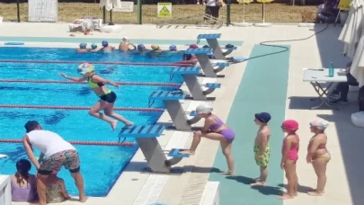Bursa Mudanya’da yüzme kurslarına yoğun ilgi