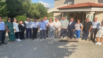 Bursa Nilüferli muhtarlardan Turhan Tayan’a ziyaret