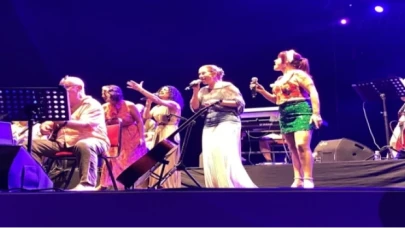 Bursa’da şarkılara kadın sesi değdi