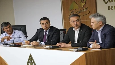 Çankaya Belediyesi, amatör spor kulüplerini güçlendirmek ve mevcut sorunları istişare edebilmek için spor kulüpleri temsilcileriyle toplantı düzenledi