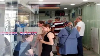 Dolar ve Euro yeni haftaya düşüşle başladı