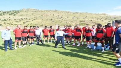 Futbol takımları Erciyes Yüksek İrtifa Kamp Merkezi’ne övgüler yağdırdı