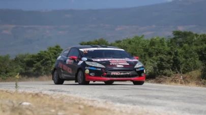 Gemlik Şahintepe’de rüzgârla yarıştılar