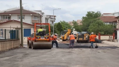 İzmit’te modern yollar için çalışmalar sürüyor