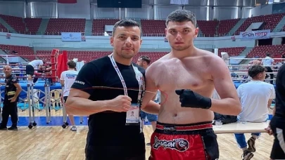 Kemer Belediyesi Kick Boks sporcularından büyük başarı