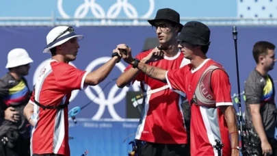 Klasik Yay Erkek Milli Takımımız, çeyrek finalde!