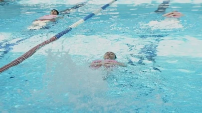 Küçük kulaçların sertifika heyecanı