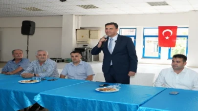 Manisa Akhisar’da Başkan Zeyrek muhtarlarla buluştu