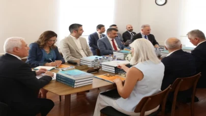 MBB’de öncelilkli gündem sokak hayvanları ve deprem