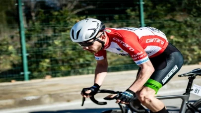 Milli bisikletçi Burak Abay Paris yolcusu