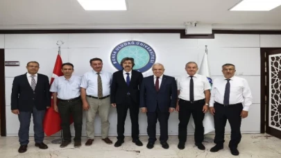 Nilüfer Belediyesi üniversiteli öğrencilerin yanında