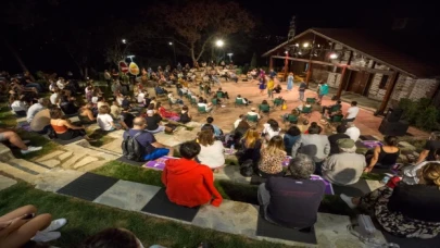 Ormandaki Kulübe’de tiyatro keyfi başlıyor