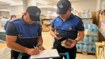 Saray Belediyesi Zabıta Müdürlüğüne bağlı ekipler ilçe genelinde zincir marketlerde etiket, raf ve kasa fiyat farkı denetimi gerçekleştirdi