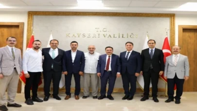 Valilikte üç protokol birden imzalandı