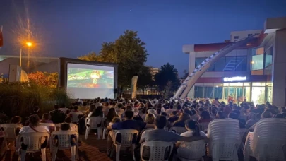 Nilüfer’de çocuklara yaz sineması