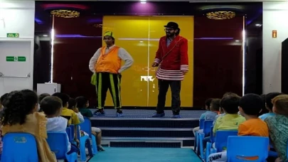 Konya Büyükşehir Medeniyet Okulu Çat Kapı Tiyatro ile 42 Bin Öğrenciye Ulaşacak