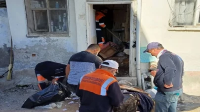 Mudanya Şükrü Çavuş’ta çöp ev sorunu!