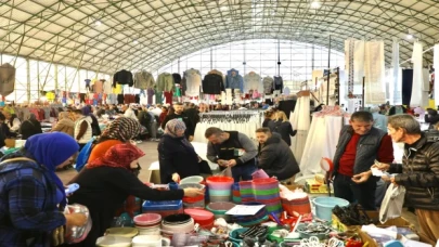 Mudanya’da Cuma pazarından sonra Giyim Pazarı da ’kapalı’ya taşındı