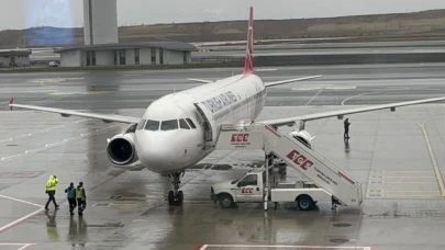 Uçak inişlerine lodos engeli