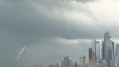 Tropikal kasırga Elsa New York'a yaklaşıyor