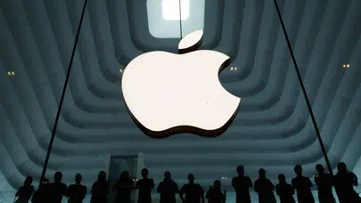 Apple hisseleri rekor kırdı