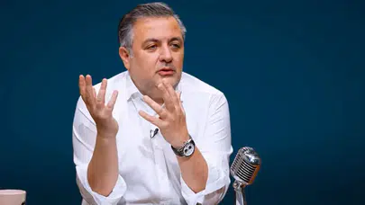 Mehmet Demirkol: Liglerin hemen durdurulması lazım, şu anda futbol falan oynanmaz