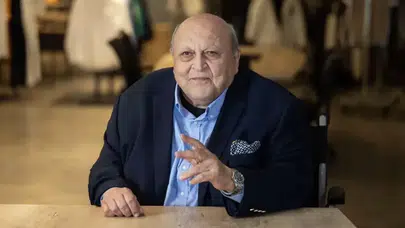 Deniz Zeyrek'ten Abdullah Kiğılı'ya: "İktidara yaranmak için gerçekleri saklamak, iktidara methiyeler dizmek elinize ne geçirdi?"