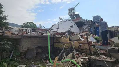 İzmir Bayraklı'da gerçekleşen patlamada bir kişi yaralandı!