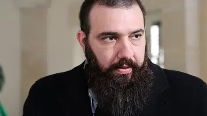 Abdülhamid Kayıhan Osmanoğlu'nun 29 Ekim paylaşımı tartışma yarattı