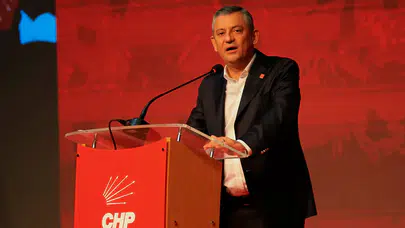 Özgür Özel'den Aziz İhsan Aktaş iddianamesine ilişkin ilk açıklama: "İpe sapa gelmez iddialar söylemimizin ne kadar gerçek olduğu ortaya çıktı"