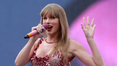 Taylor Swift'in daha bugün çıkardığı yeni albümü rekor kırdı!