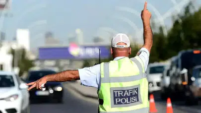 Yeni Trafik Kanunu teklifiyle “dur” ihtarına uymayanlara ağır yaptırım geliyor