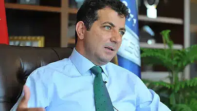 Yurt dışına kaçan eski THK Üniversitesi Rektörü Ünsal Ban hakkında yakalama kararı