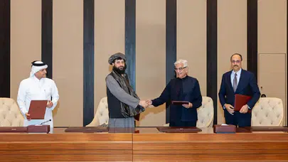 Türkiye ve Katar arabuluculuğunda Pakistan-Afganistan ateşkesi için görüşmeler yapıldı