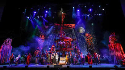 'Don Quixote' müzikalinin prömiyeri İstanbul'da yapıldı