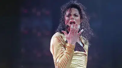 Forbes açıkladı: Michael Jackson ölümünden sonra bile servetine servet kattı! İşte 2025’in en çok kazanan ölü ünlüleri