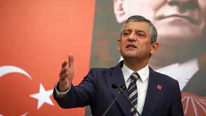 Özgür Özel: Ekrem İmamoğlu cumhurbaşkanı adayı olacak, beni seven arkamdan gelsin