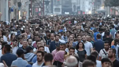 Kadınlar neden erkeklerden daha uzun yaşıyor? Bilim hayvanlarda cevabı buldu