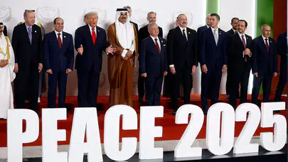 Mısır'daki 'Şarm el-Şeyh Barış Zirvesi'nde imzalar atıldı