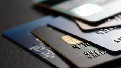BDDK’dan gece yarısı kararı: Kredi kartlarına yeni kısıtlama