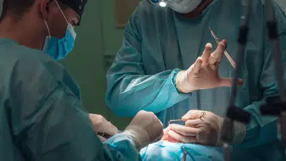 Estetik ameliyatlarında yeni risk: Hastalar koku şikayetiyle gündemde