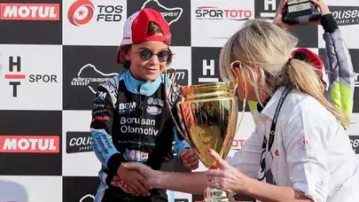 6 yaşındaki Zayn Sofuoğlu, Kocaeli’de Karting Şampiyonu oldu