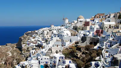 Santorini’deki 25 bin depremin nedeni çözüldü: Magma dalgalar halinde yayıldı